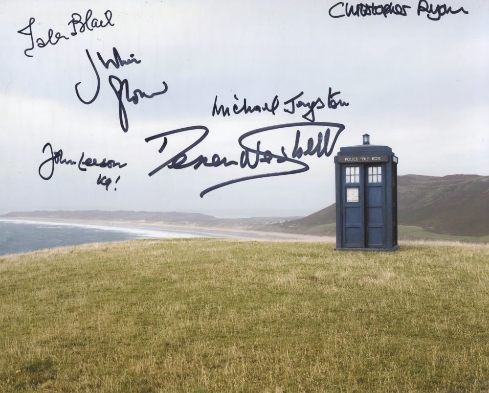 Lot 625: Doctor Who 8x10 photo signed by SIX stars...