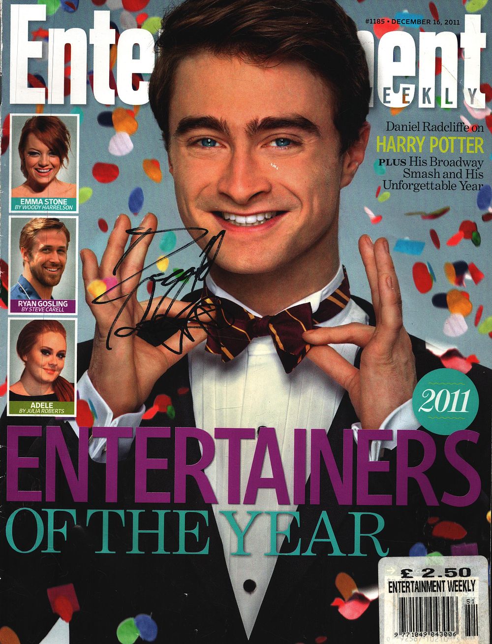 Lot 198: Daniel Radcliffe signed on Front of Magazine Entertainment...