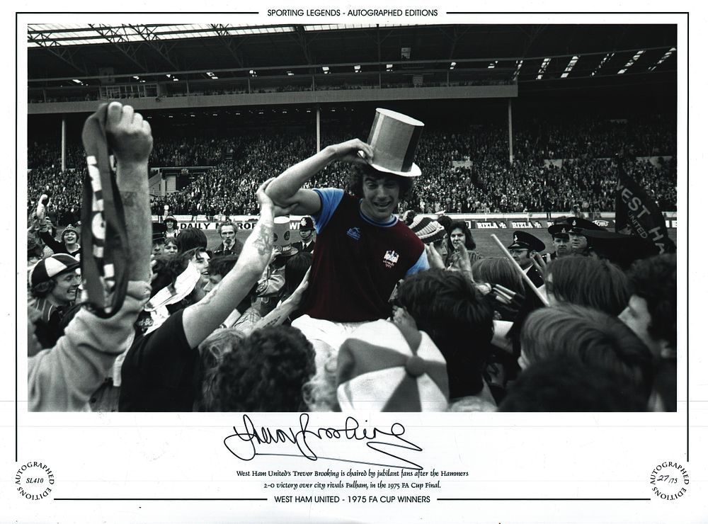 Lot 353: West Ham Trevor Brooking signed 1975 Cup Winners,...