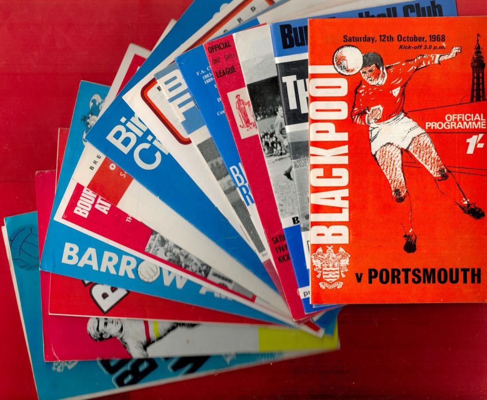 Lot 315: 14 x Vintage Official Football Programmes includes Blackpool...