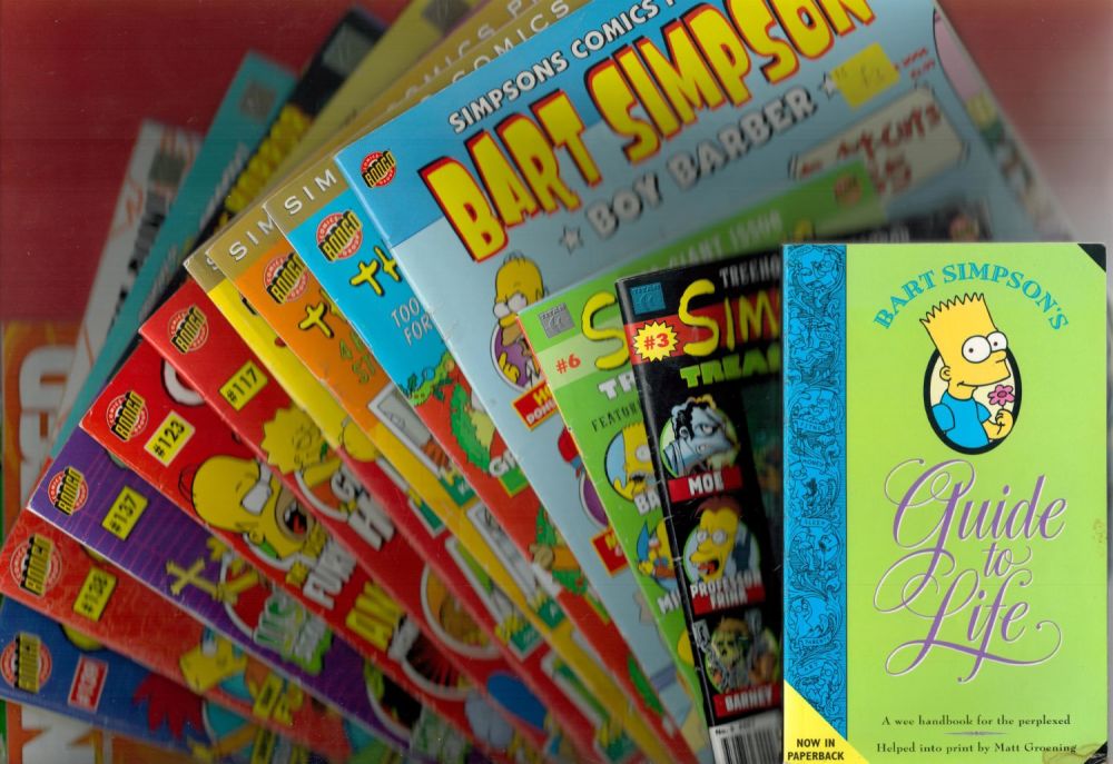 Lot 421: 12 x Simpsons Comics / Magazines plus Futurama...