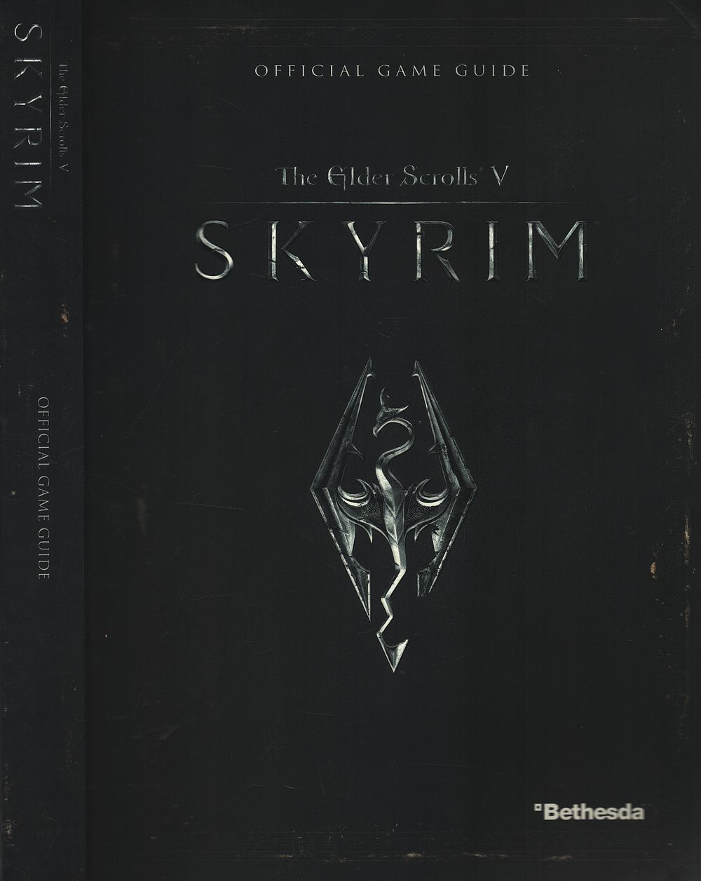 Lot 180: The Elder Scrolls V: Skyrim Official Strategy Guide...