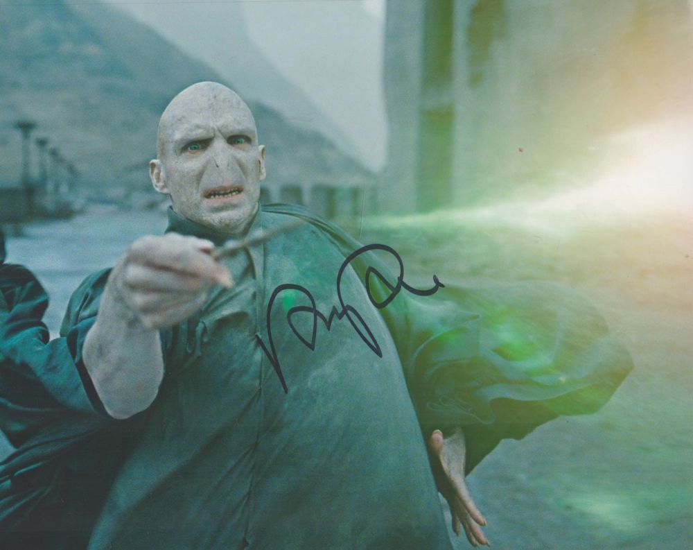Lot 51: Ralph Fiennes signed Lord Voldemort Harry Potter 10x8...