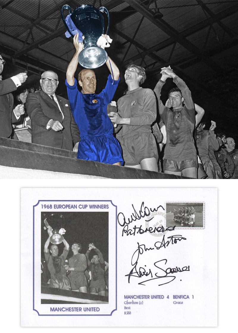 Lot 257: Autographed MAN UNITED 1968 Presentation : A modern...