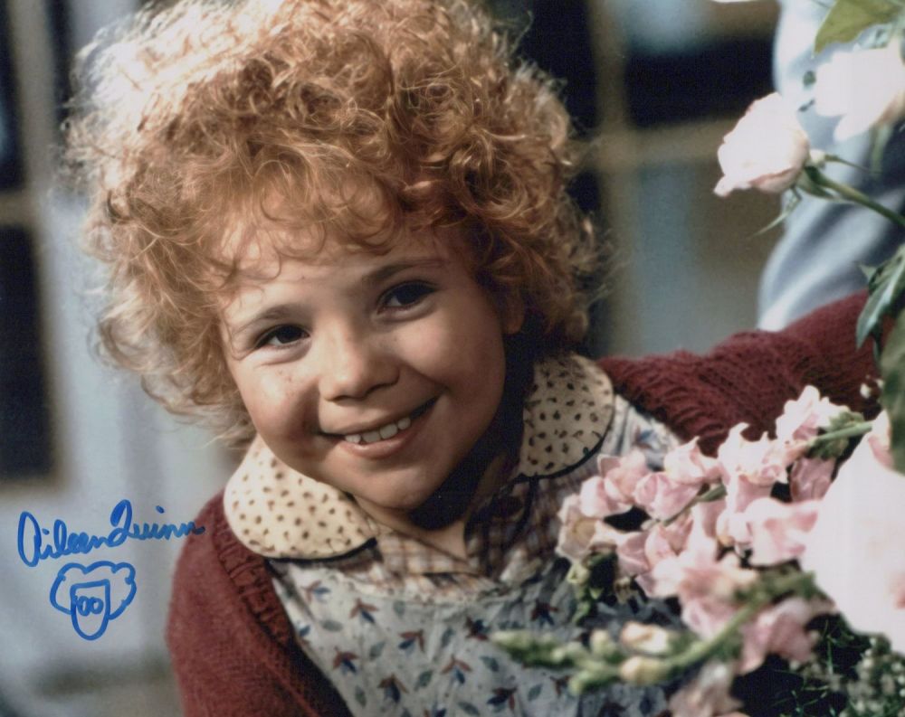 Lot 130: Aileen Quinn, stunning 8x10 photo from the musical...