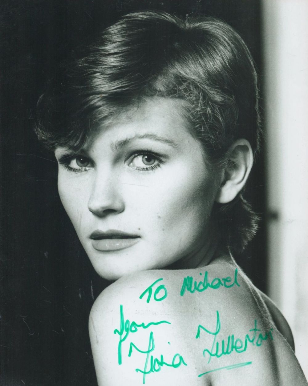 Lot 241: Fiona Fullerton signed 10x8 black and white photo...