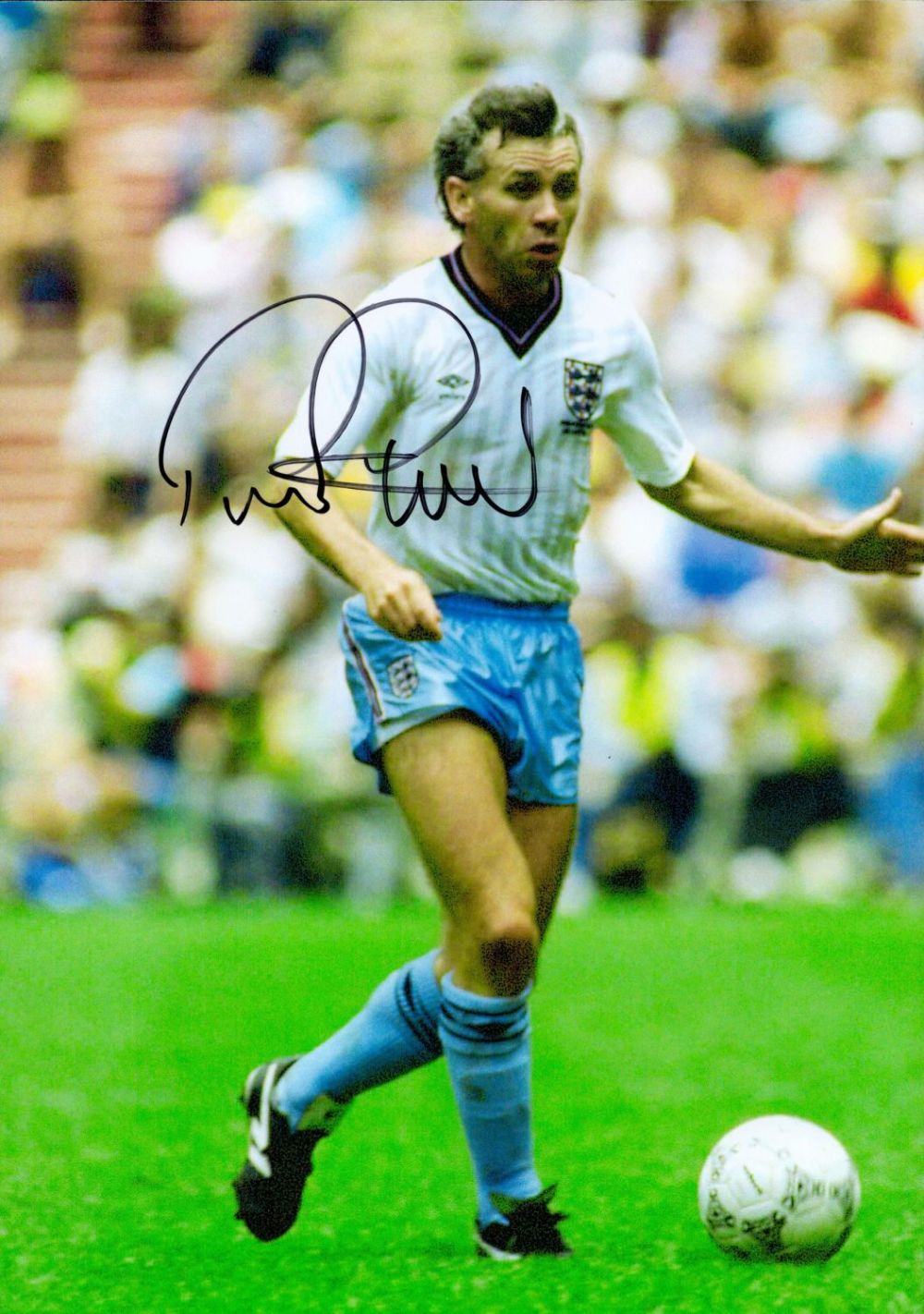 Lot 140: Peter Reid signed 12x8 colour photo pictured in...