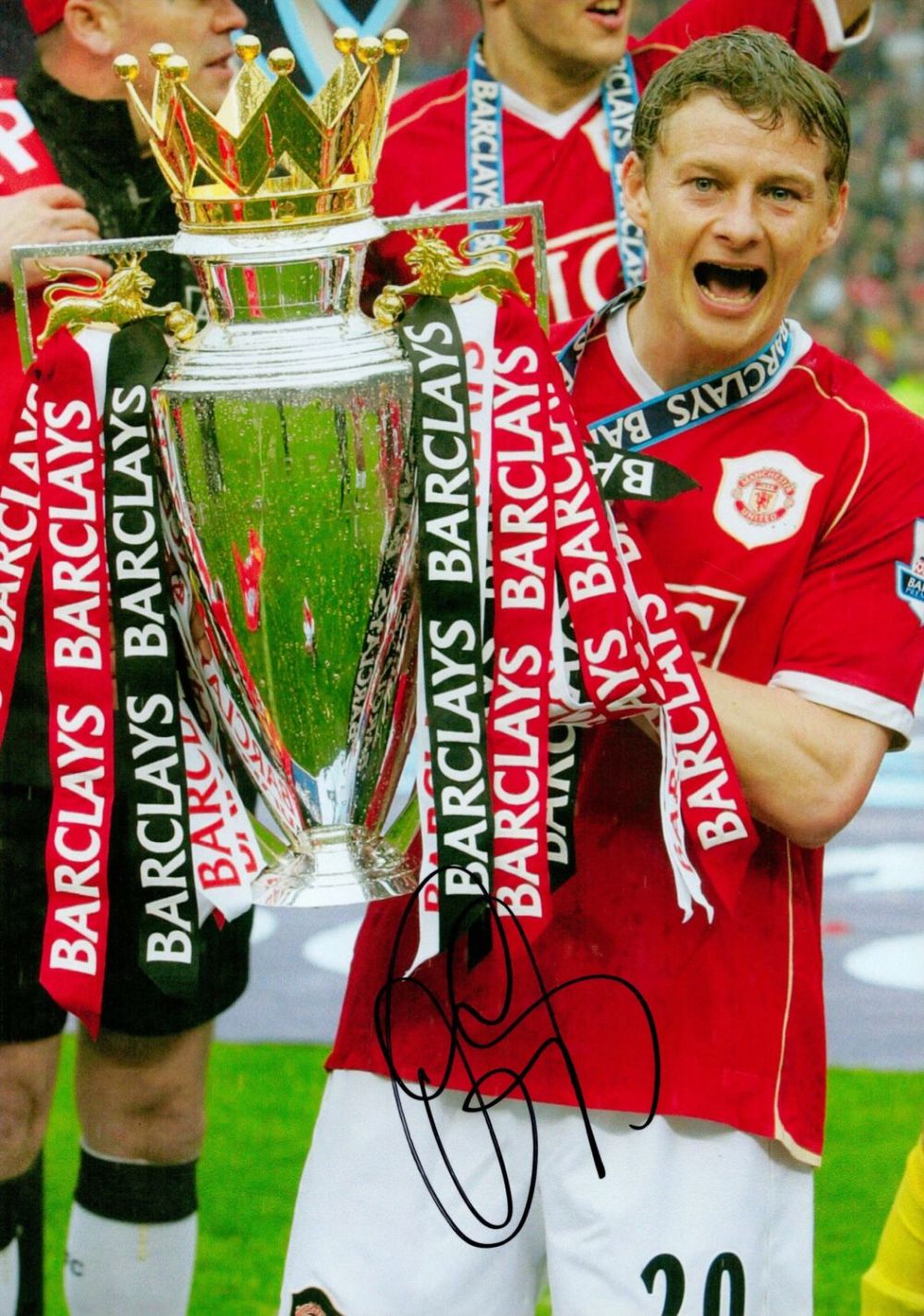 Lot 147: Ole Gunnar Solskjaer signed 12x8 colour photo pictured...