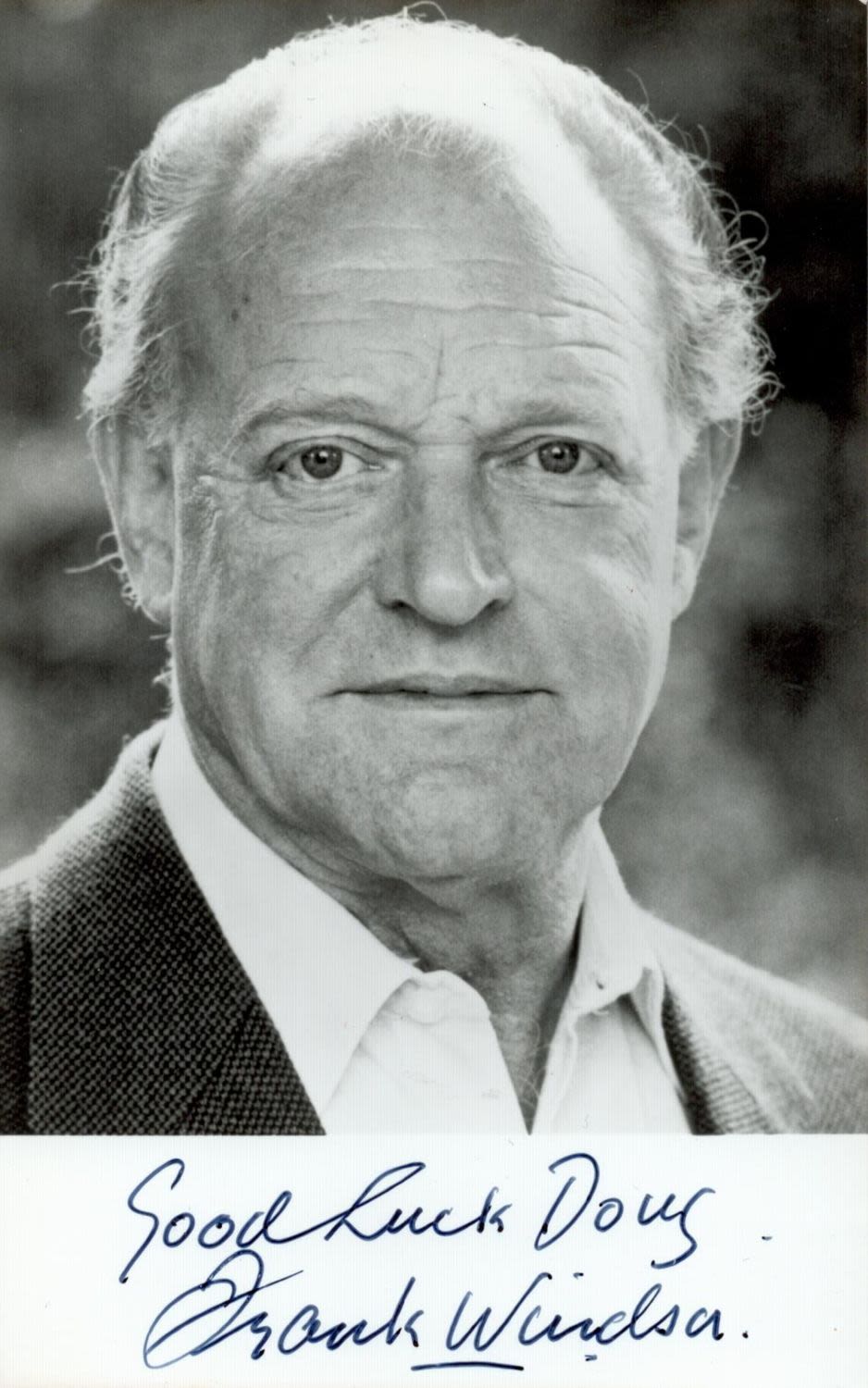 Lot 276: English Actor Frank Windsor Signed 5. 5 x...