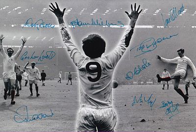 Autographed WEST BROMWICH ALBION 1968 - B/W photo measuring 12 x 8, depicting a montage of