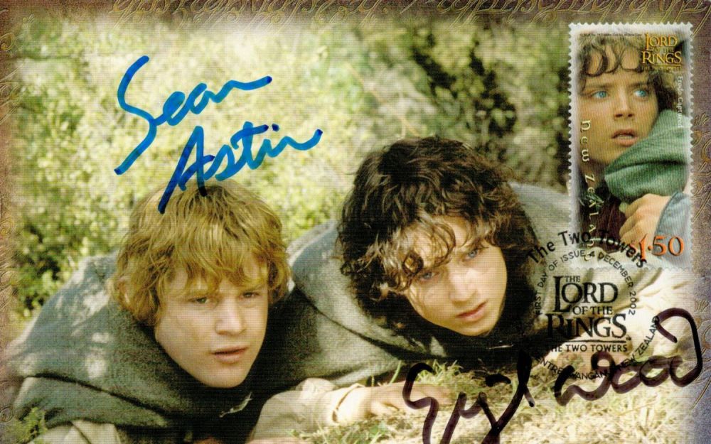 Lot 480: Elijah Wood and Sean Astin, actors. A Lord...
