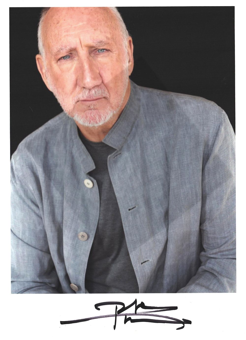 Lot 163: Pete Townsend signed 7x5inch colour photo. Good condition....