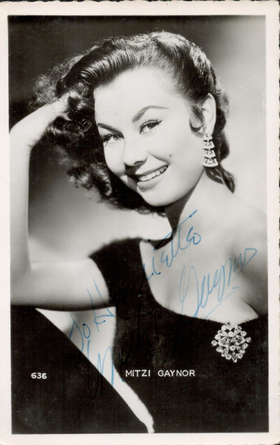 Lot 494: Mitzi Gaynor, a vintage signed and dedicated 5....