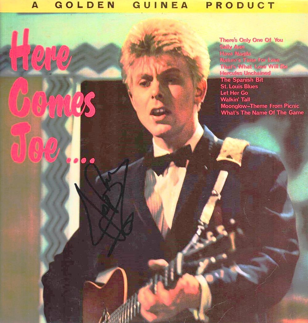 Lot 318: Joe Brown signed Here Comes Joe record album...