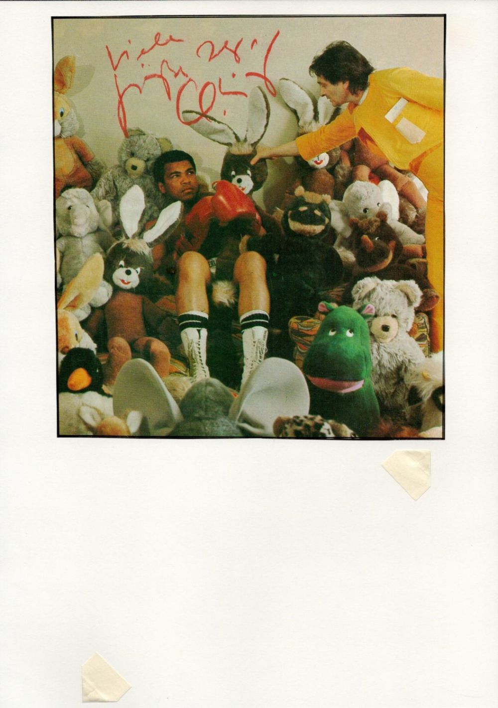 Lot 633: German advertising-designer Charles Paul Wilp Signed 7x6 inch...