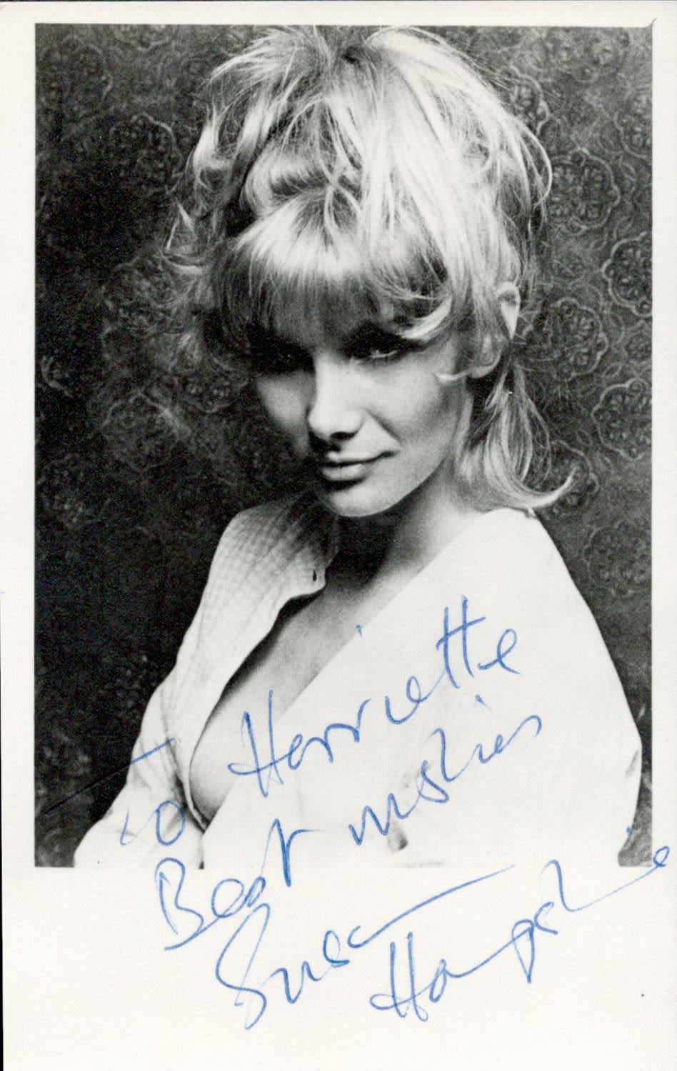 Lot 661: Susan Hampshire, a vintage signed and dedicated 5....