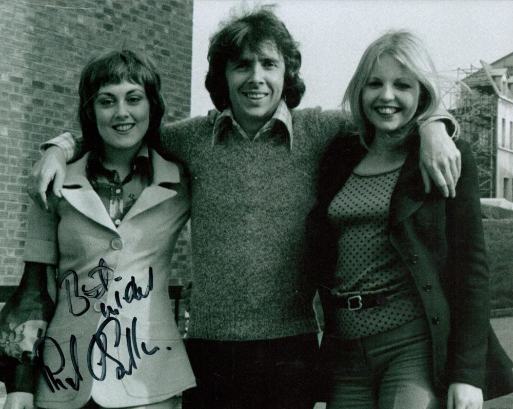 Lot 710: English Comedy Actor Rich O' Sullivan Signed 10x8...