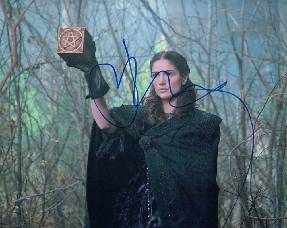 Lot 771: Blowout Sale! Salem Janet Montgomery hand signed 10x8...