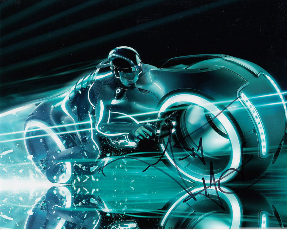 Lot 786: Blowout Sale! Tron Legacy Garrett Hedlund hand signed...