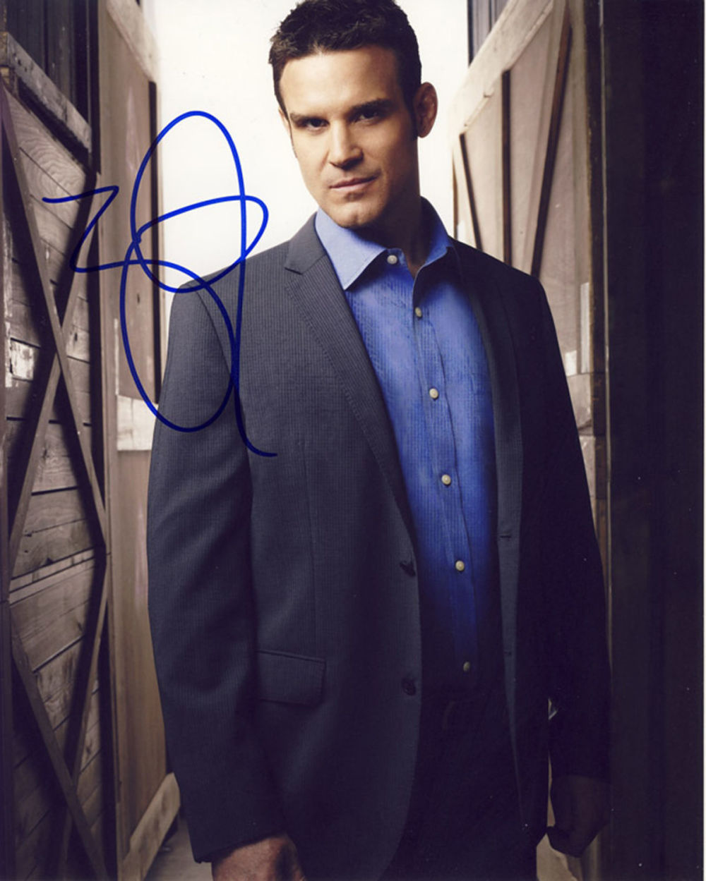 Lot 798: Blowout Sale! Warehouse 13 Eddie McClintock hand signed...