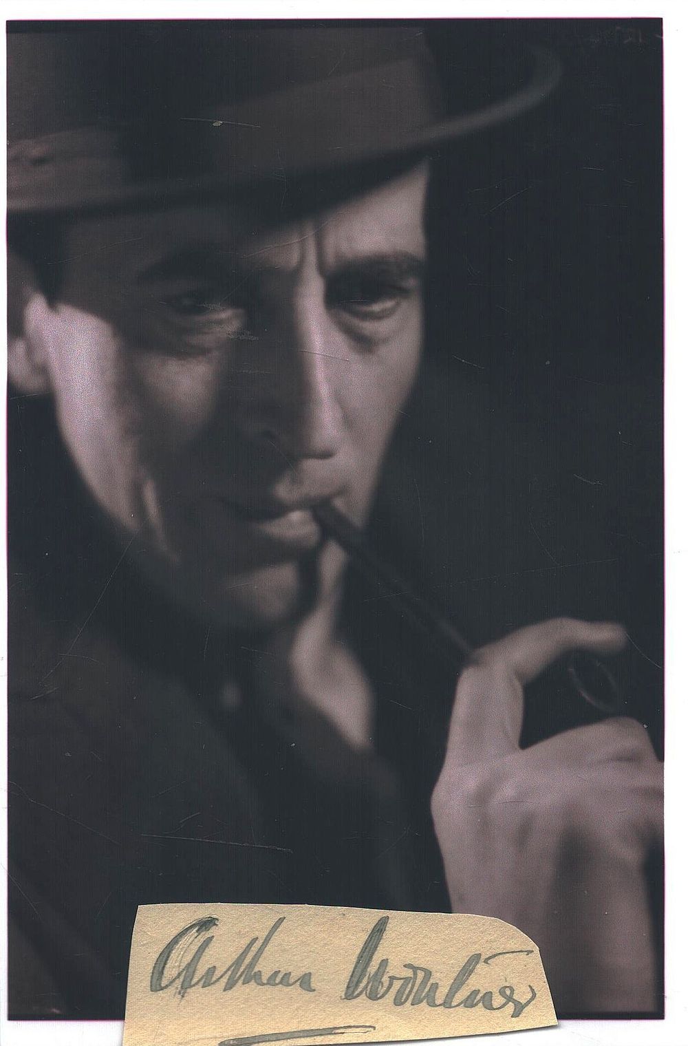 Lot 156: Arthur Wontner signed 3x1inch irregular page cutting with...