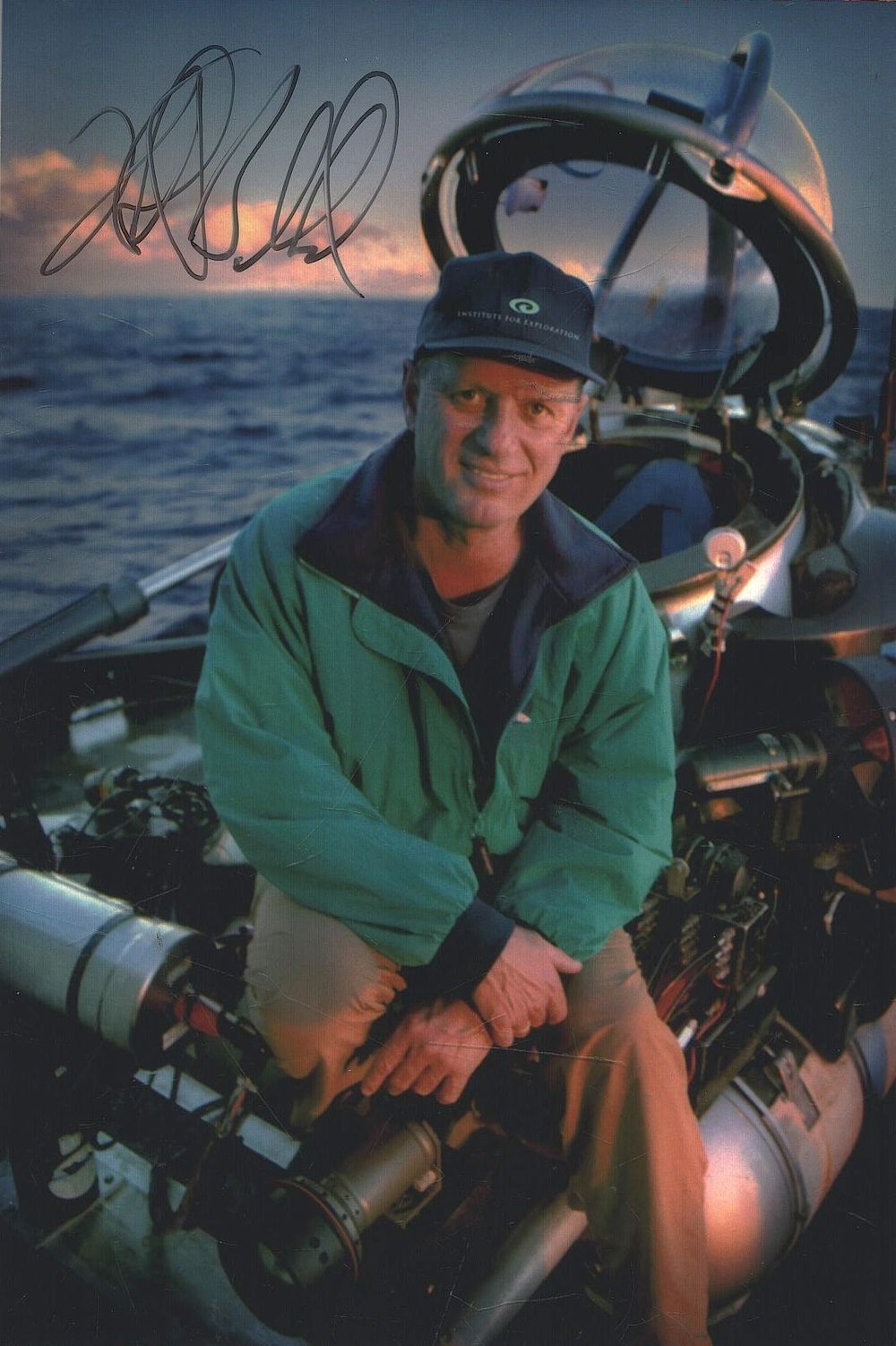 Lot 174: Robert Ballard signed 6x4inch colour photo. Good condition....