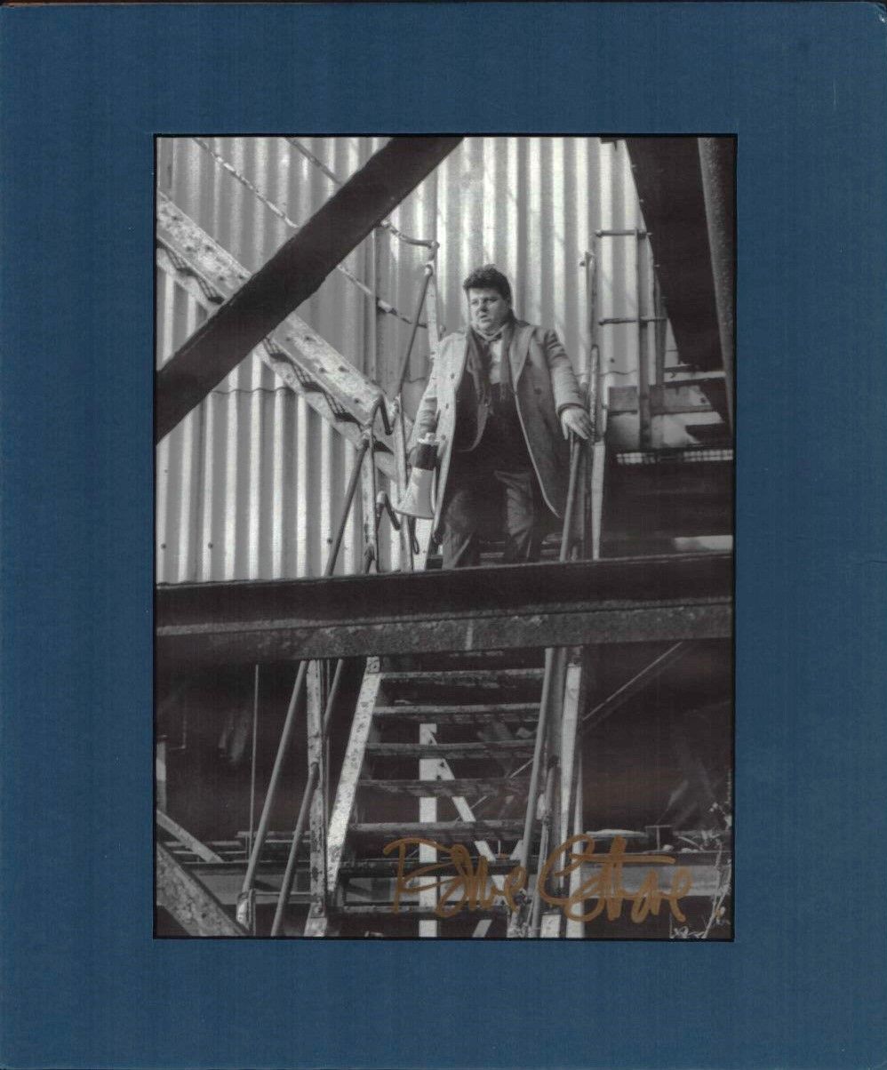 Lot 230: ROBBIE COLTRANE (1950-2022) Harry Potter Actor signed 8x10...