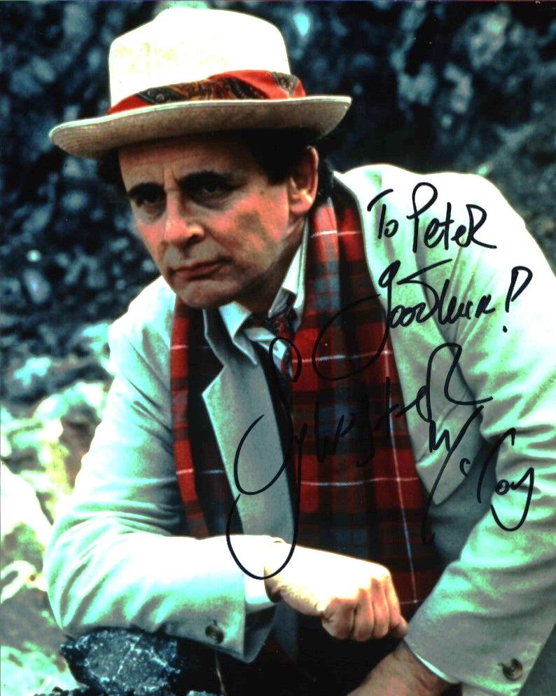 Lot 250: SYLVESTER McCoy Actor signed Doctor Who 8x10 Photo....