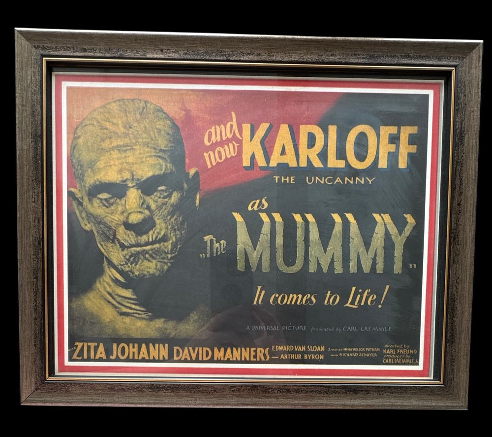 Lot 311: The Mummy 1932 colour movie Lobby Card. Mounted...