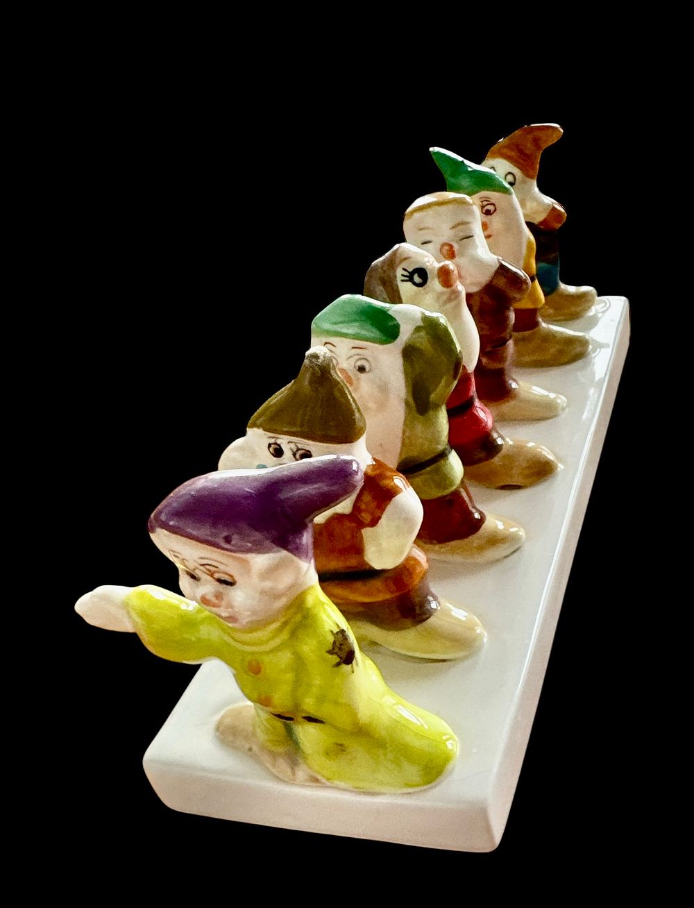 Lot 334: Disney Snow White and the Seven Dwarfs Clover...