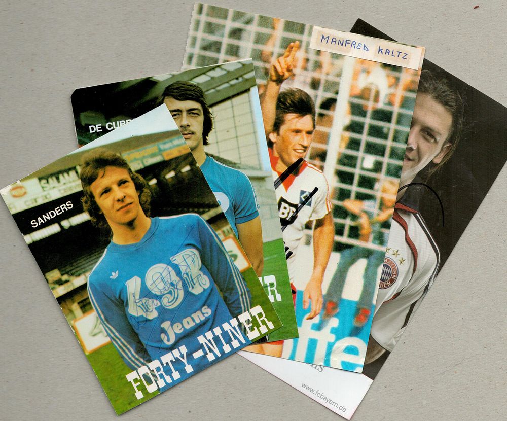 Lot 175: Football Collection signed photo`s Martin Demichelis, DE Cubber,...