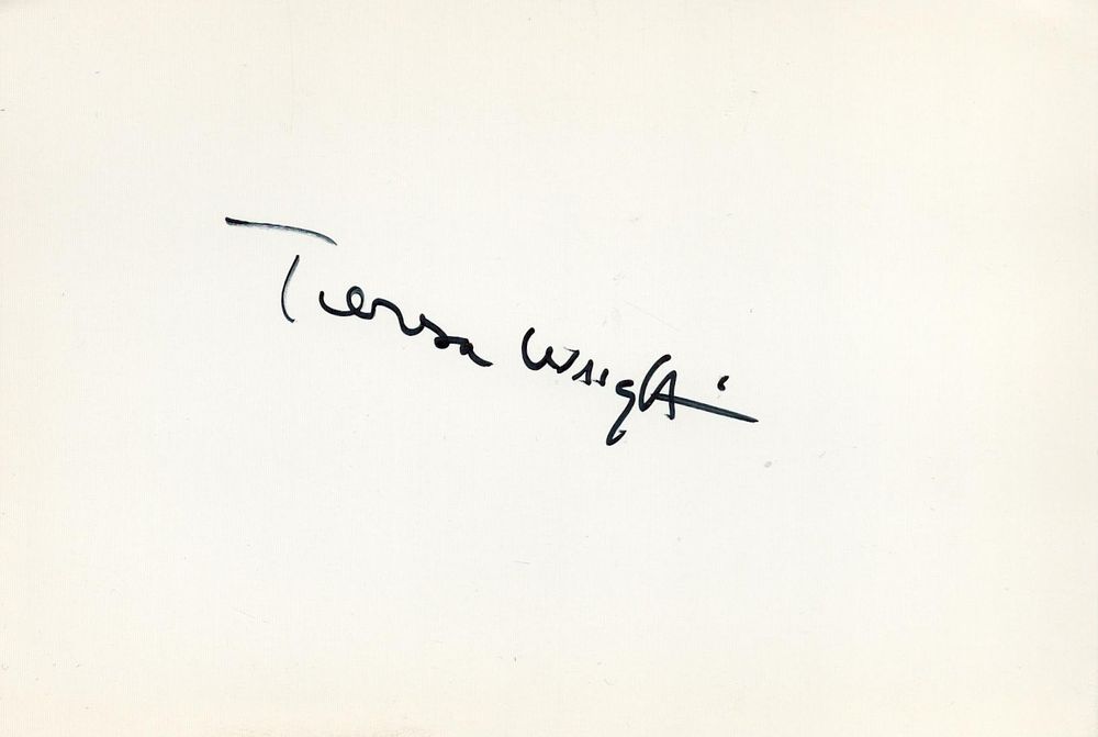 Lot 266: Theresa Wright signed 6x4inch white card. Good condition....