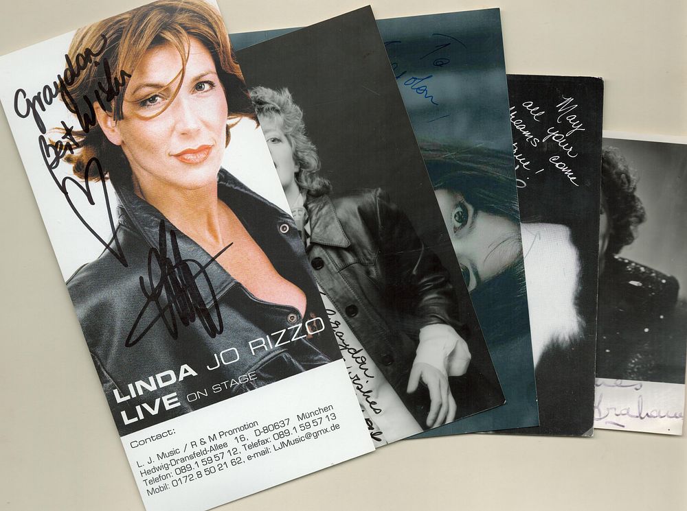 Lot 856: Entertainment Signed Photo/Postcard Collection. Linda Jo Rizzo, Anne...