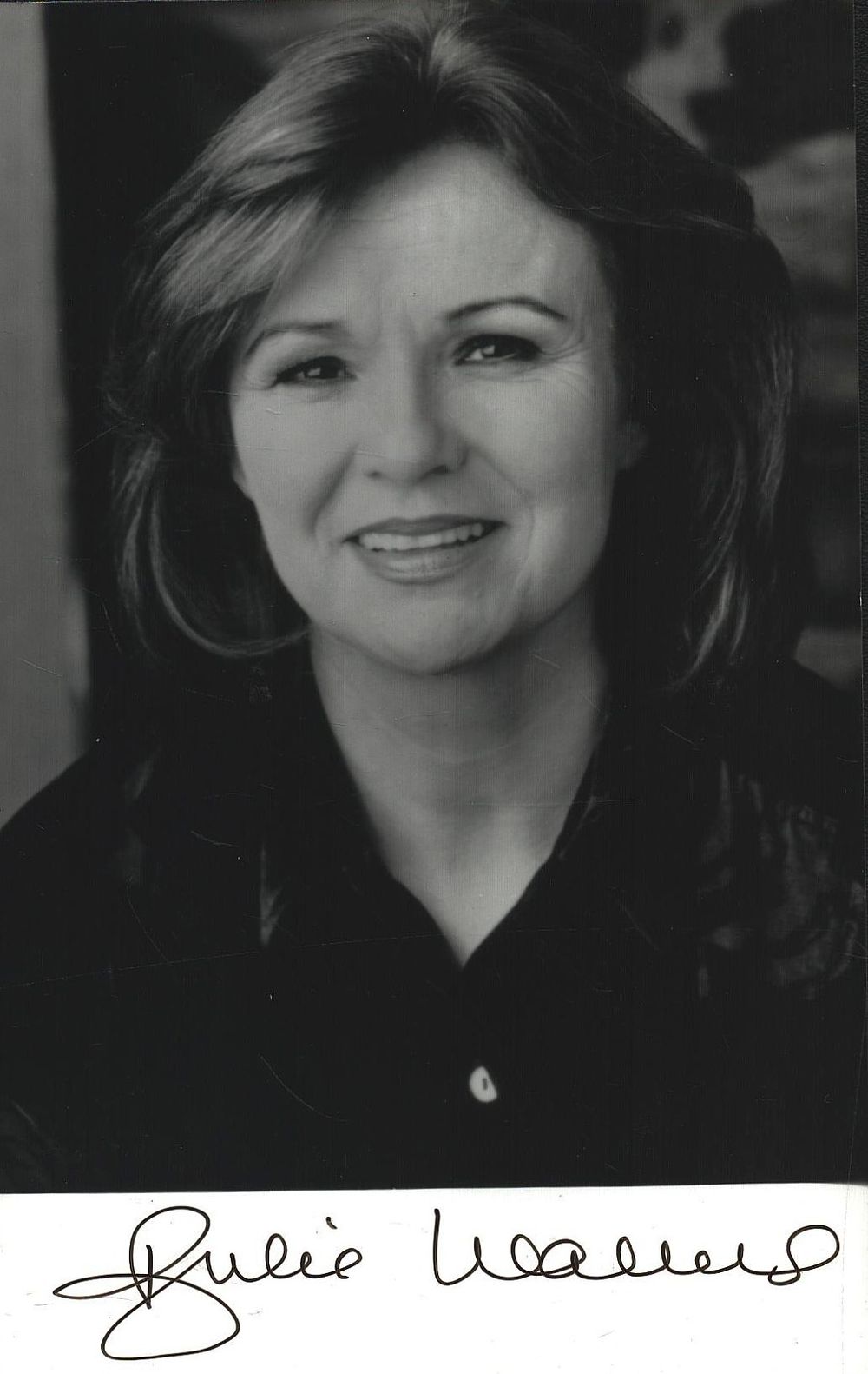 Lot 861: Julie Walters signed 5.5x3.5 inch black & white...