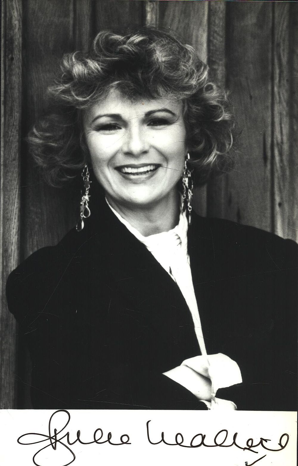 Lot 868: Julie Walters signed 5.5x3.5 inch black & white...
