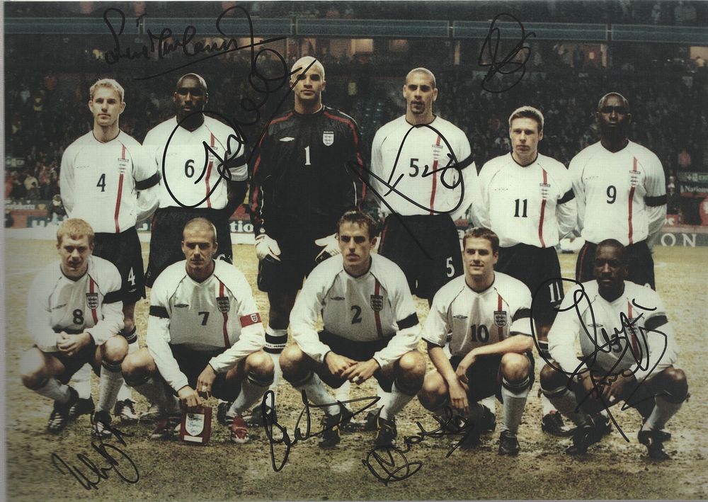 Lot 174: ENGLAND FOOTBALL TEAM signed 8x12 Photo by Steve...