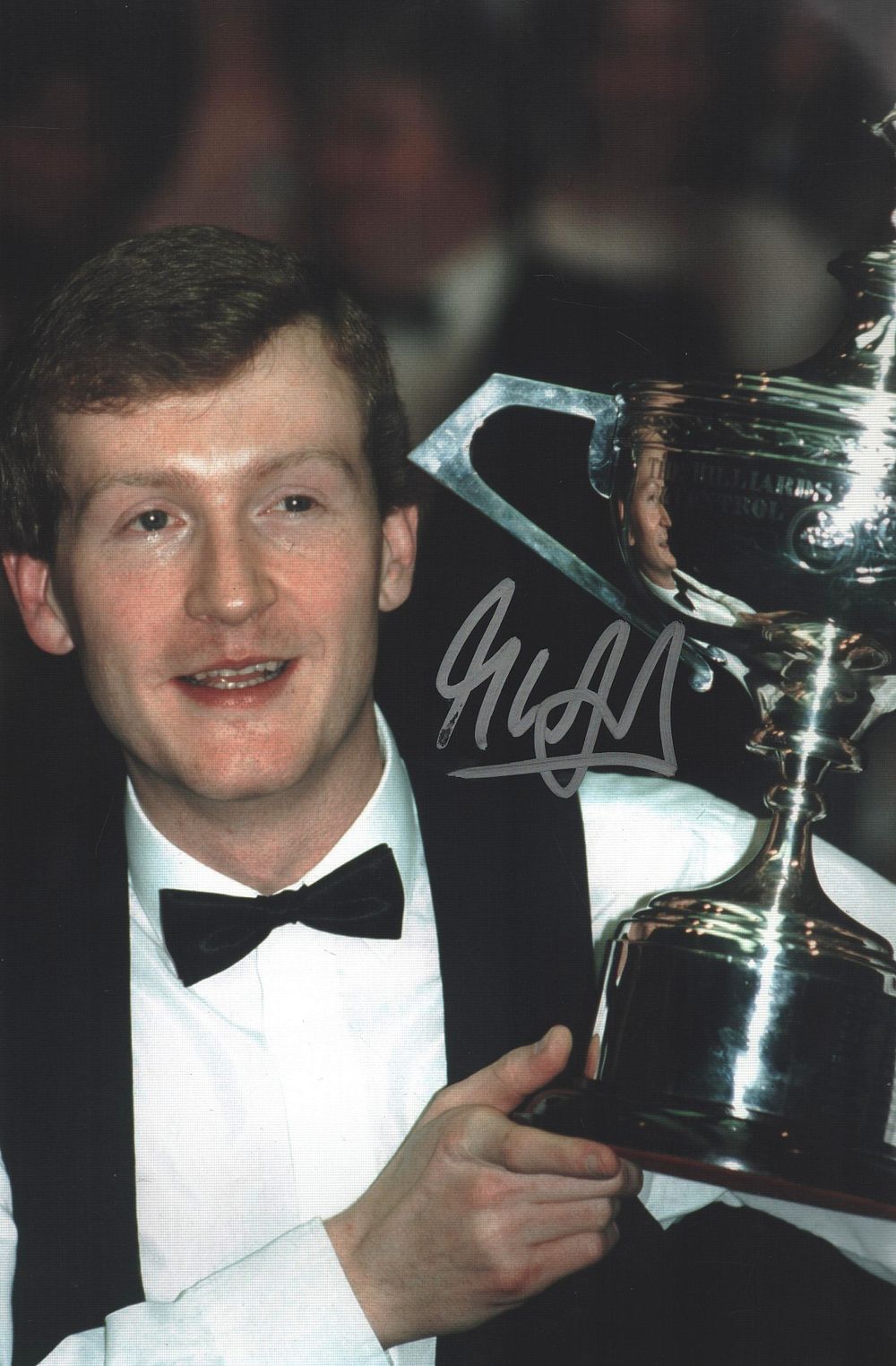 Lot 193: STEVE DAVIS signed Snooker World Championship 8x12 Photo.