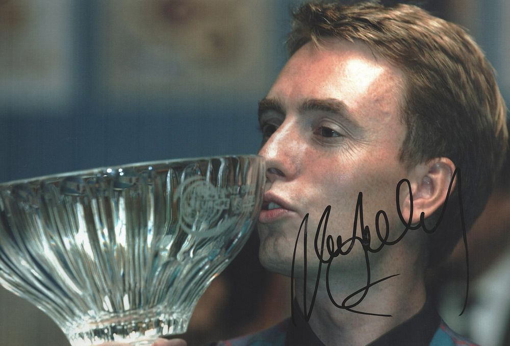 Lot 194: KEN DOHERTY signed Snooker 8x12 Photo.