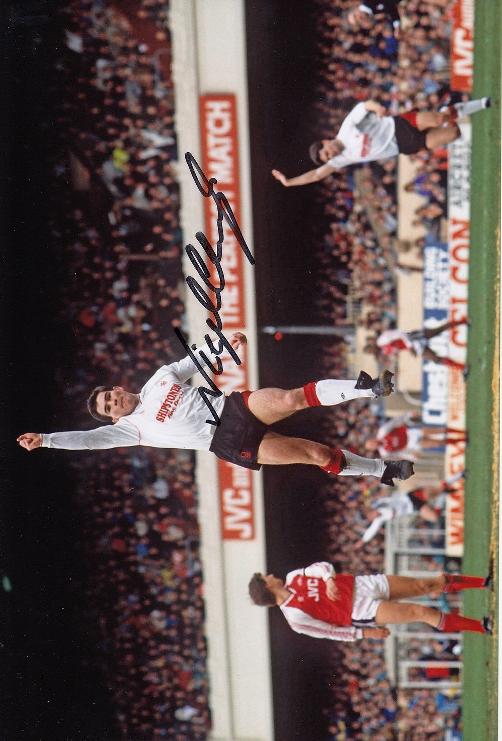 Lot 272: Autographed NOTT'M FOREST 12 x 8 Photograph 1989...