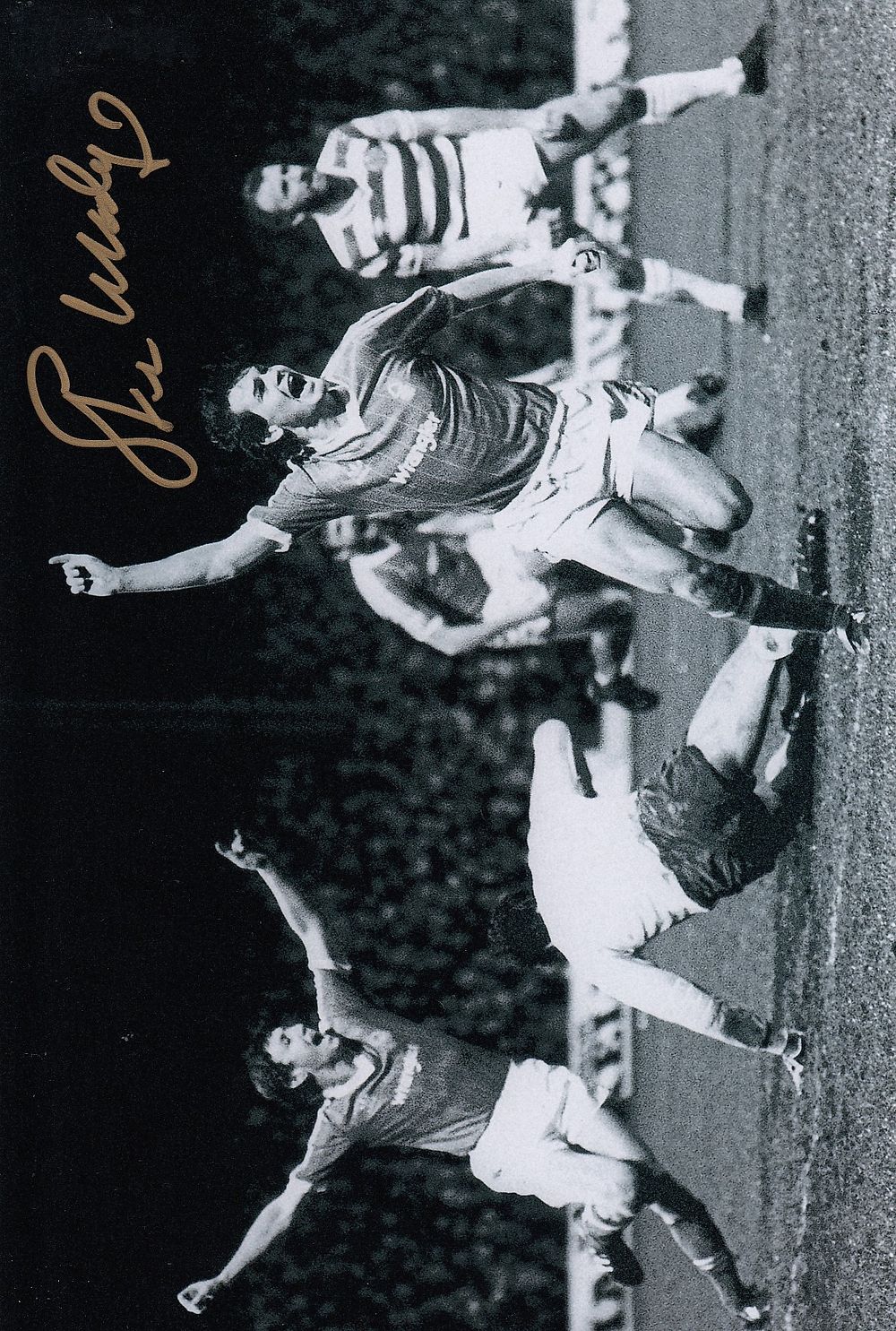 Lot 273: Autographed NOTT'M FOREST 12 x 8 Photograph 1983...