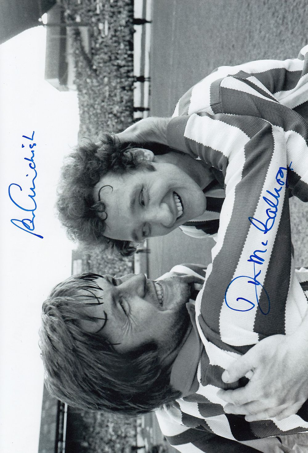 Lot 306: Autographed SOUTHAMPTON 12 x 8 Photograph 1976 McCALLIOG...