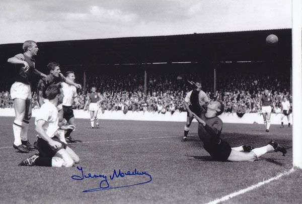 Lot 324: Autographed TOTTENHAM 12 x 8 Photograph 1962 TERRY...