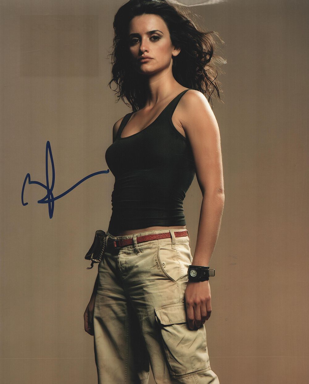 Lot 458: Penelope Cruz signed 10x8inch colour photo.