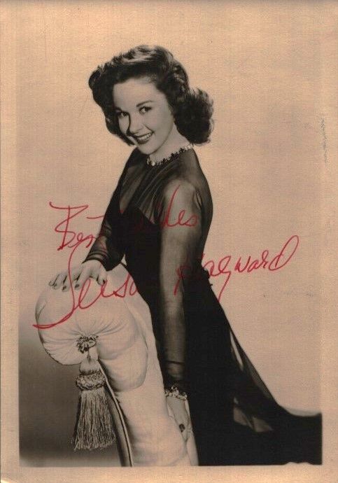 Lot 482: Susan Hayward signed vintage 7x5inch photo.