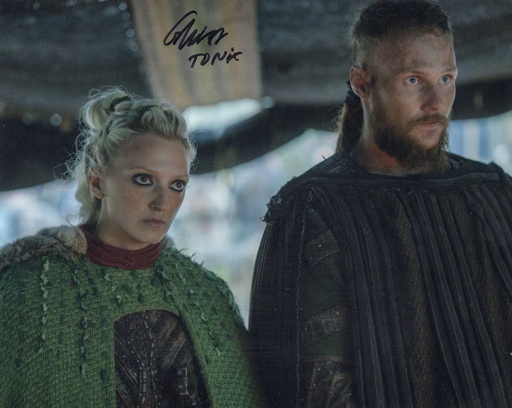 Lot 651: Vikings historical TV drama series colour 8x10 photo...