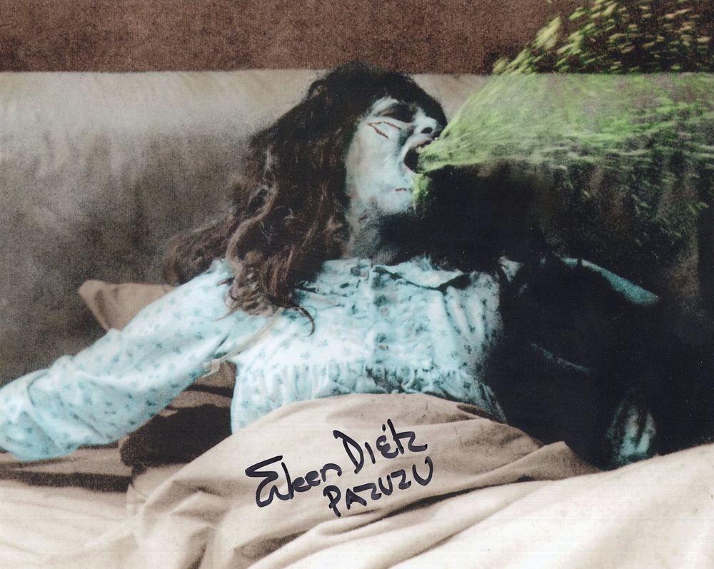 Lot 664: The Exorcist horror movie colour 8x10 scene photo...