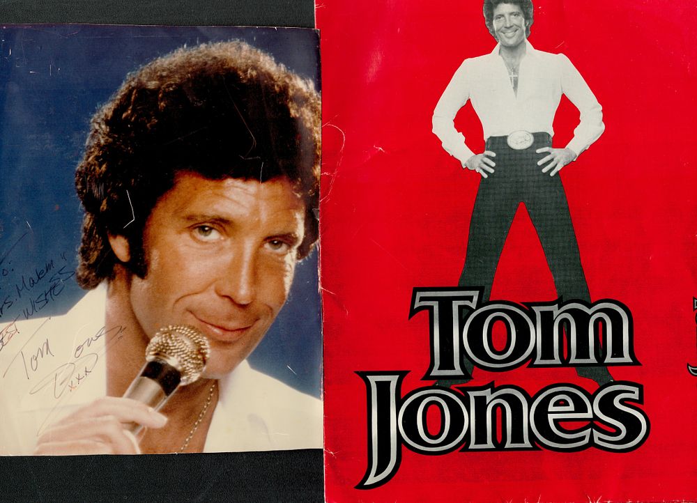 Lot 357: COLLECTION Tom Jones Welsh Singer 2x 10x8 colour...