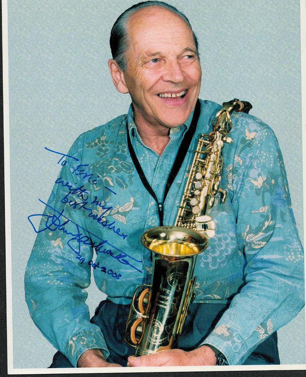 Lot 421: John Dankworth signed 10x8inch colour photo. Dedicated.