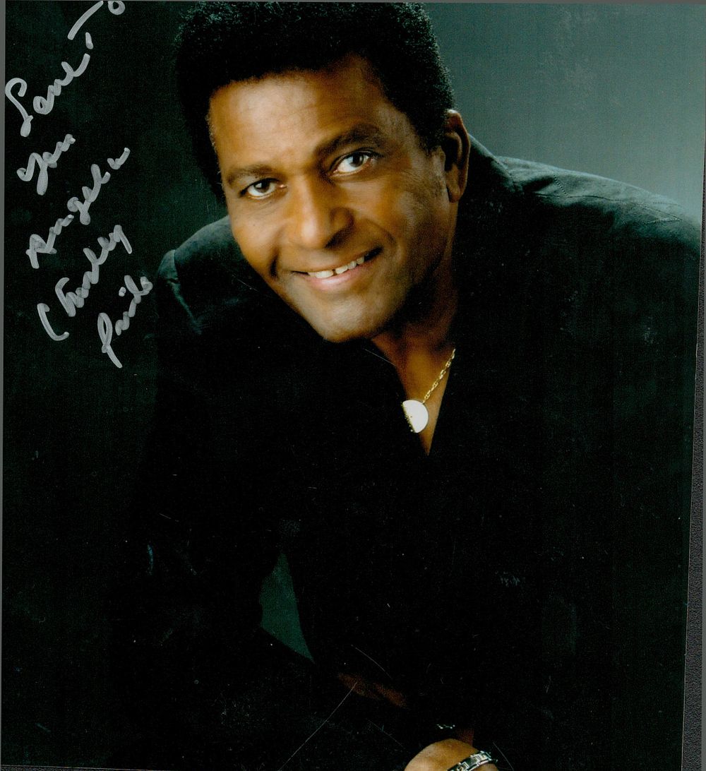 Lot 422: Charlie Pride signed 10x8inch colour photo.