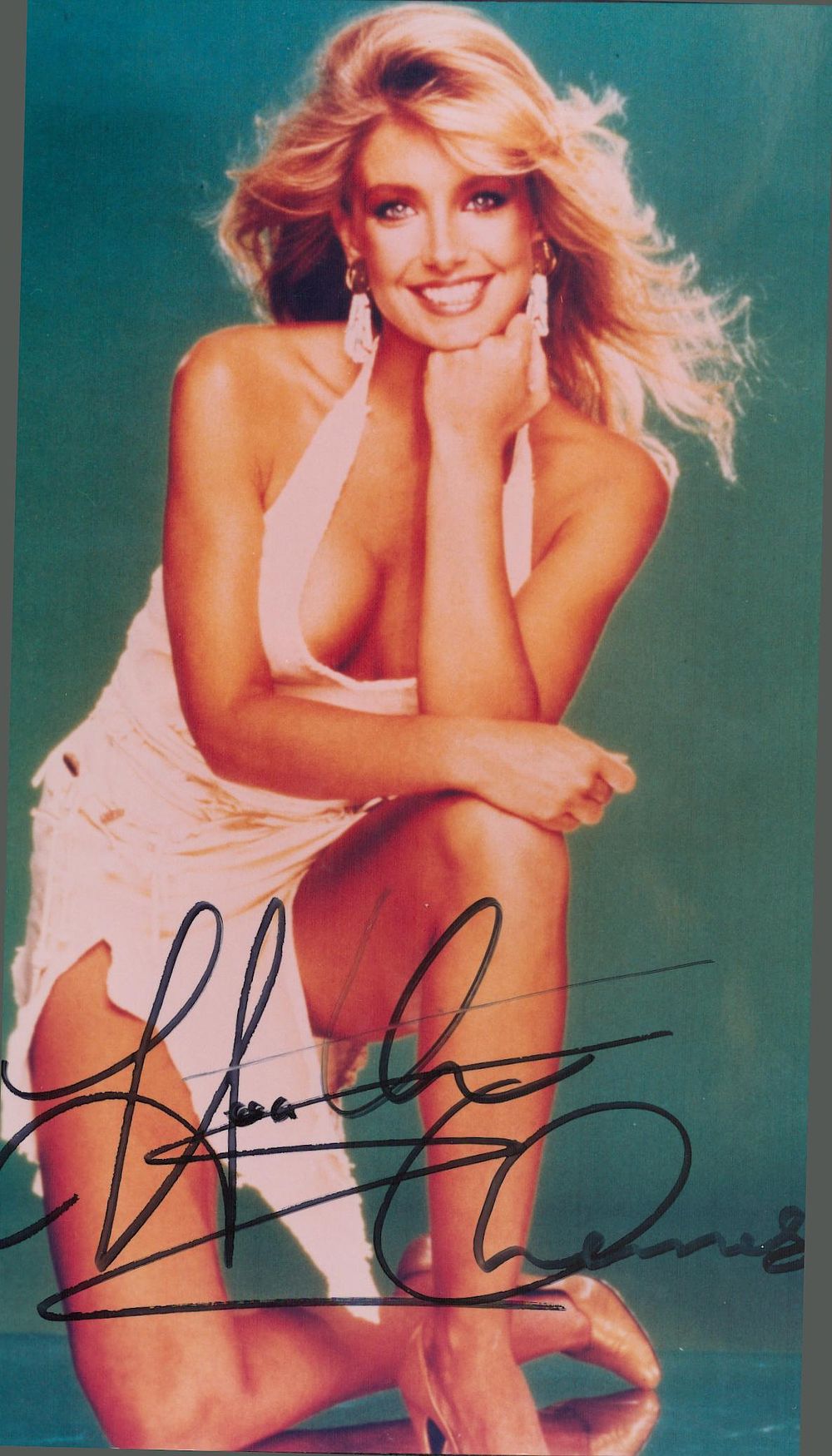 Lot 344: Hather Thomas signed 7x5 inch colour photo. Good...